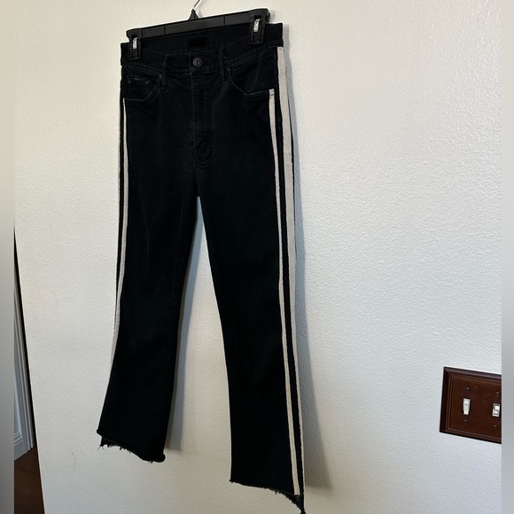 MOTHER Black Cropped Ankle Jeans with cream colored Stripes. Size 25 - Picture 4 of 10